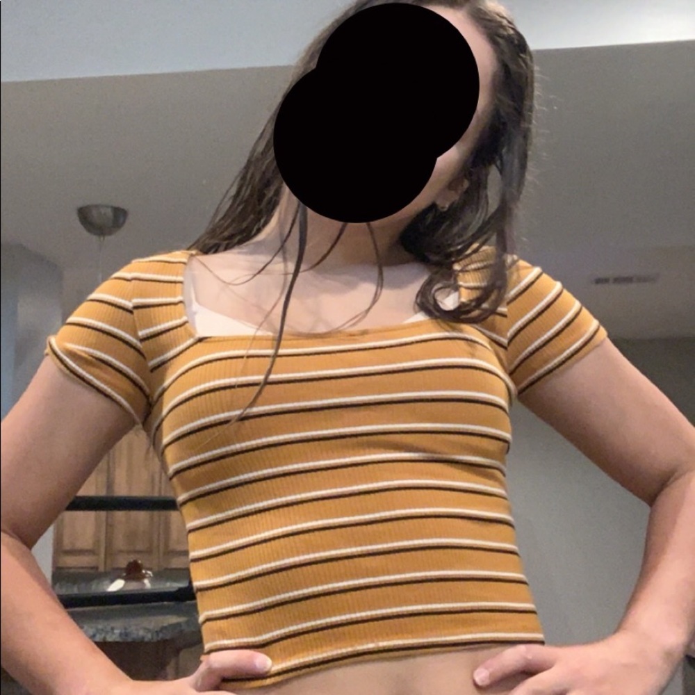 Cropped t shirt
